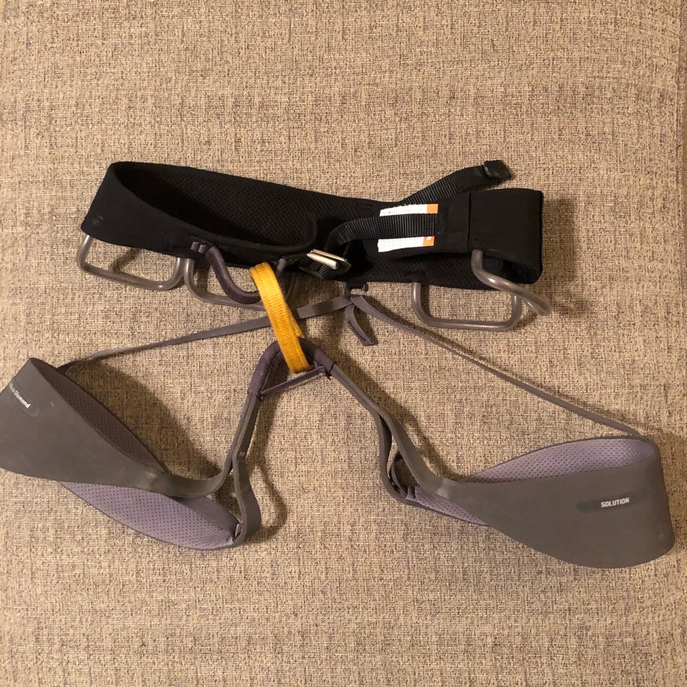 Black Diamond Solution Mens Climbing Harness Small